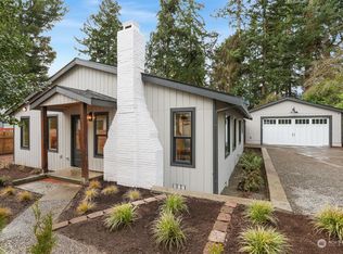 11035 17th Ave NE, Seattle, WA 98125