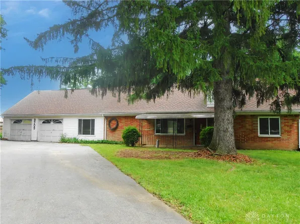9705 E Haskett Ln, Dayton, OH 45424