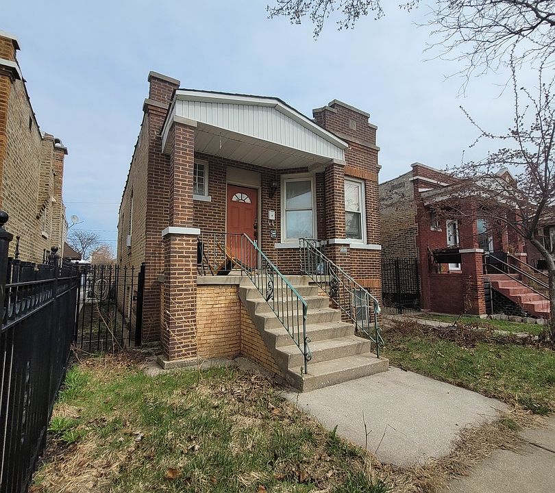 2nd image of 3229 S Springfield Ave