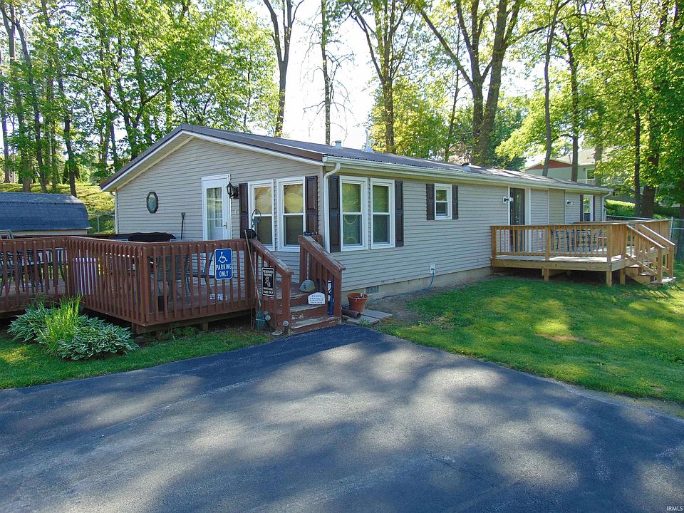 1st image of 3662 E Lake Rd #28-W