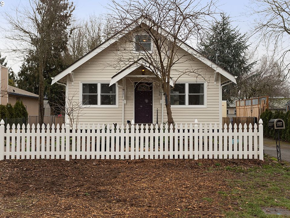 2nd image of 1214 SE 86th Ave
