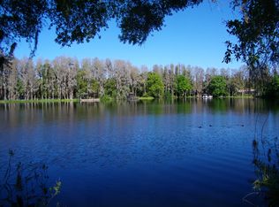 17027 Paula Ln, Lutz, FL 33558