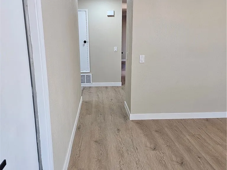 10030 Ontario St — Photo 11