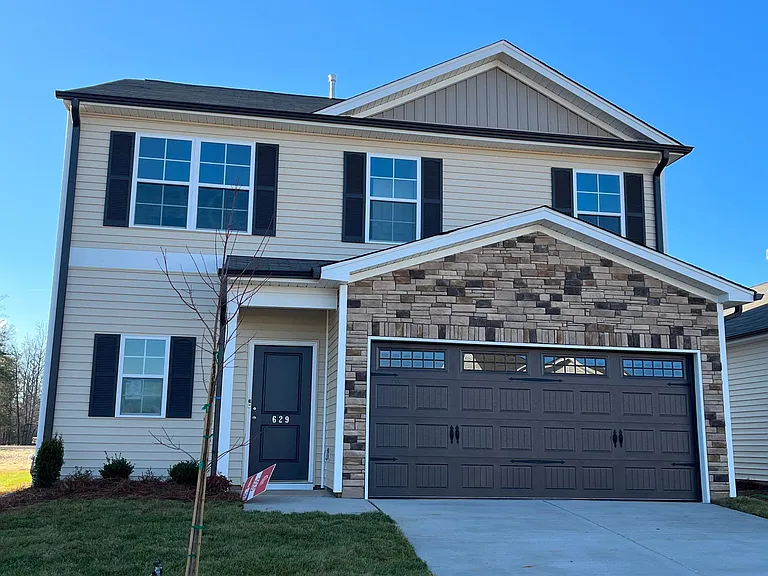 629 Cam Cir — Photo 25