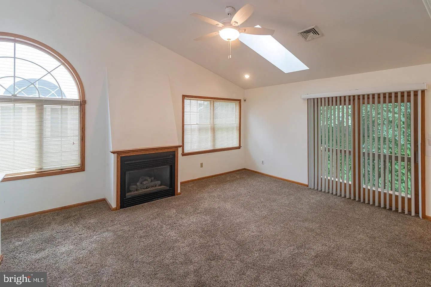 2 bed, 2.0 bath, 1132 sqft, $2,500 — Photo 4