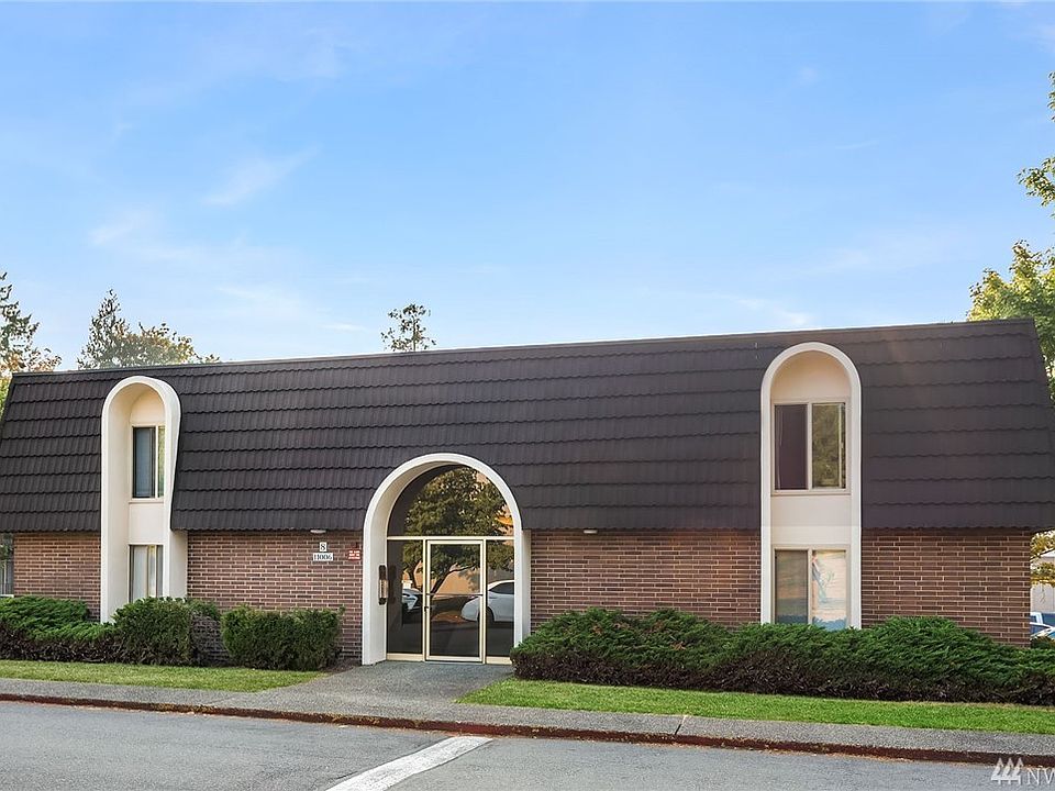 1st image of 11006 NE 68th St APT 813