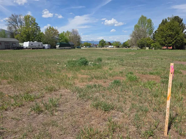 Nhn Weber Dr, Hamilton, MT 59840