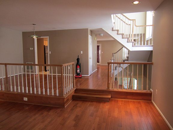 5th image of 14523 Oakmere Dr