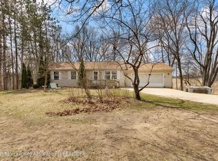 6051 Young Rd, Jackson, MI 49201