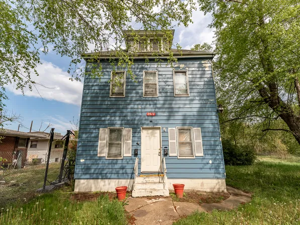 1517 Delaware St, Gary, IN 46407