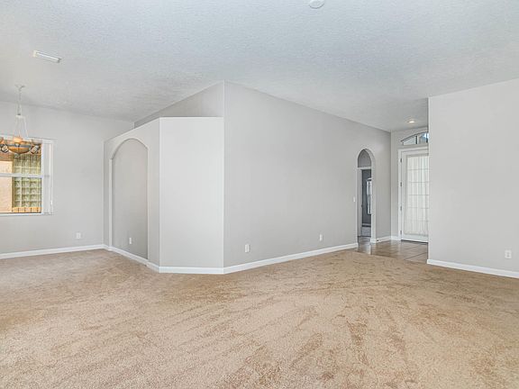 4th image of 2655 Village Ln