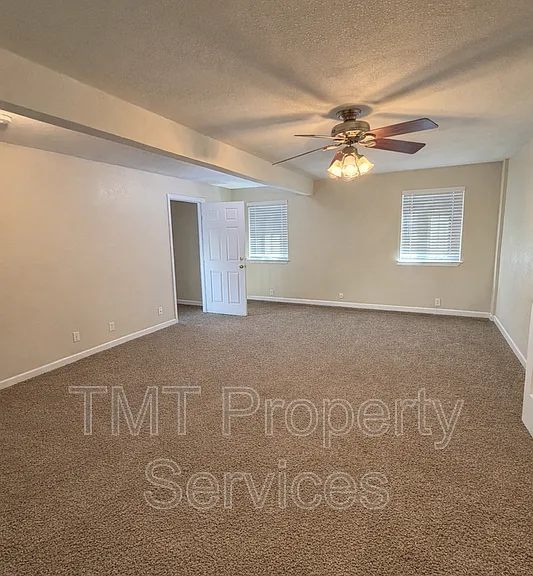 2533 Stansberry Way — Photo 9