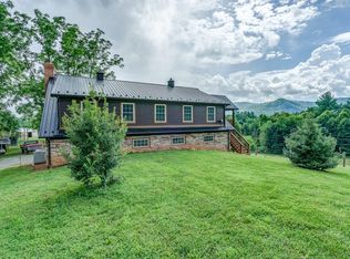 1027 Webster Corner Rd, Callaway, VA 24067