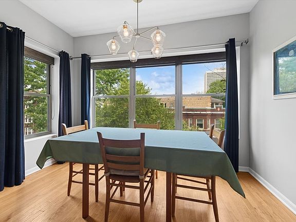 4th image of 1241 W Rosemont Ave APT 3W