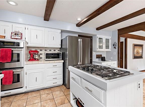 4th image of 8455 E 77th St