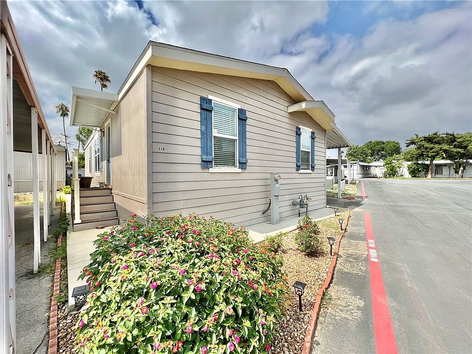 1st image of 1512 E 5th St Spc 114