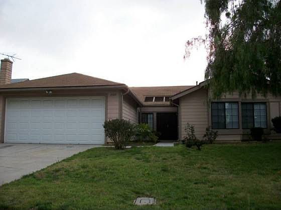 2nd image of 15169 Jacquetta Ave