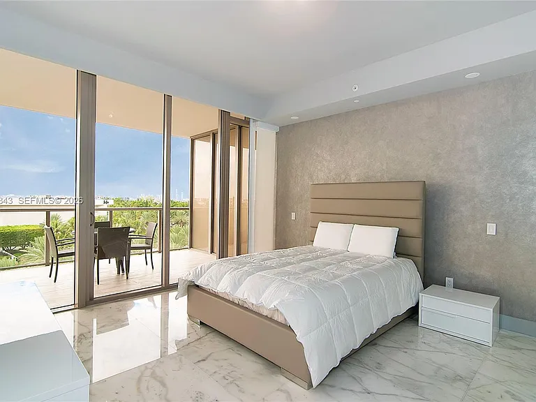 9705 Collins Ave #505N — Photo 29