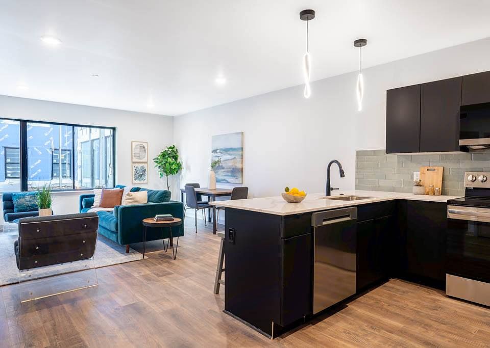 1st image of 6174 Ridge Ave #204