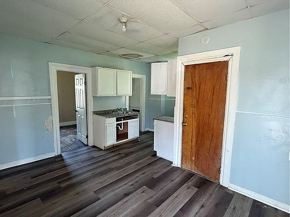 2nd image of 26 Galusha St