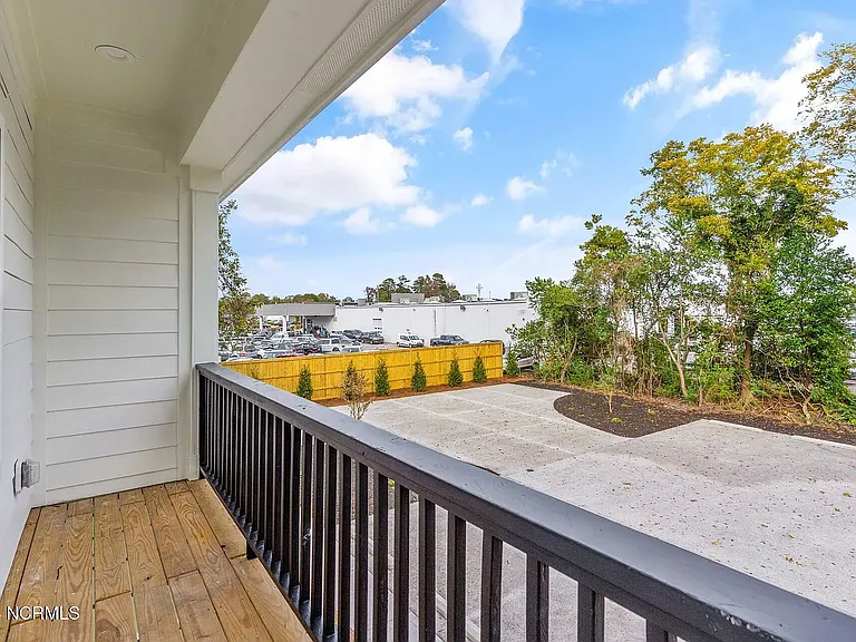 4213 Spirea Dr #C — Photo 28