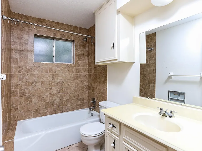 1226 Ferndale Dr — Photo 19