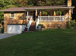 307 Tappan Rd, Fairmont, WV 26354