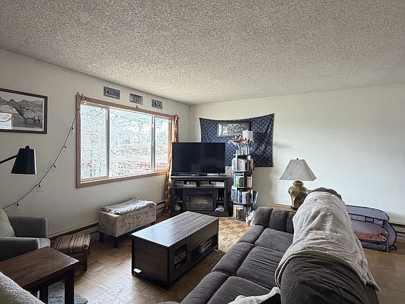 4th image of 1672 W Wyoming Ave #A