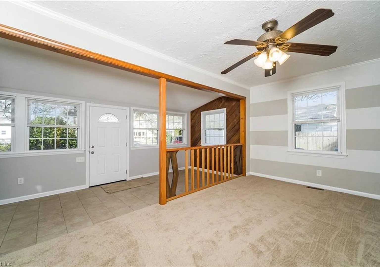 Charming Cape Cod Style, Impeccably Maintained Home near the Military Bases, Beaches, Interstate,... — Photo 2