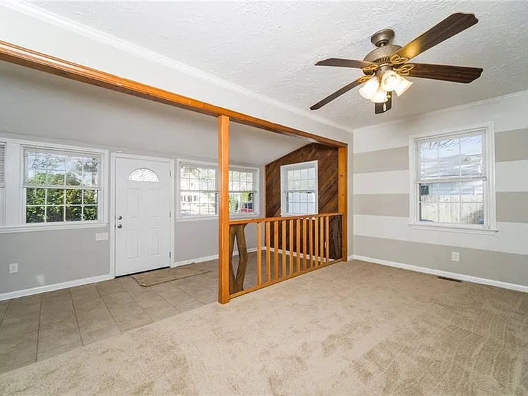 847 Marvin Ave — Photo 2