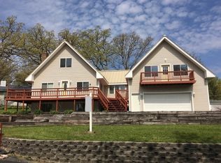 36614 N Nathan Hale Dr, Lake Villa, IL 60046