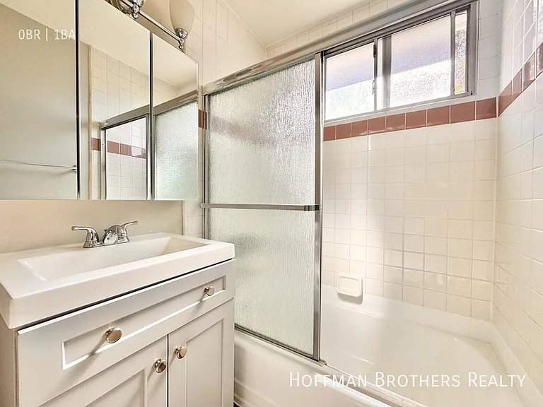 2505 S Denison Ave #7 — Photo 8