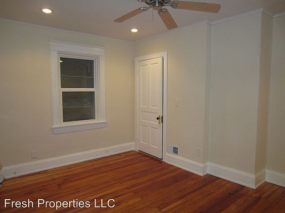 2nd image of 3127 Woodsfield St
