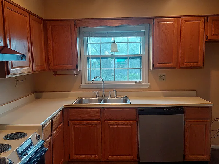 2508 Rhett Ct — Photo 28