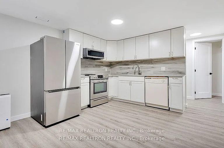 1282 Winter Ave #BASEMENT — Photo 9