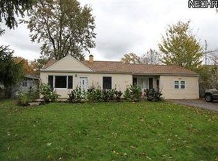 5011 Forest Rd, Mentor, OH 44060