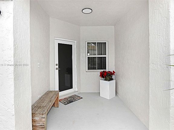 3rd image of 16866 SW 1st Pl
