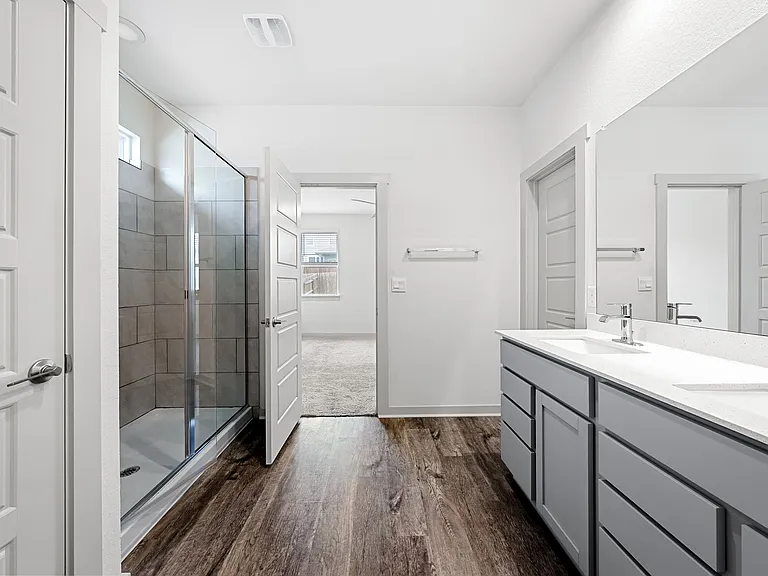 8025 City Top Blvd — Photo 15