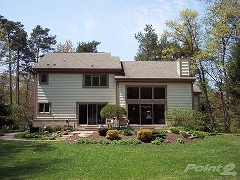3rd image of 8250 Lost Pines Dr