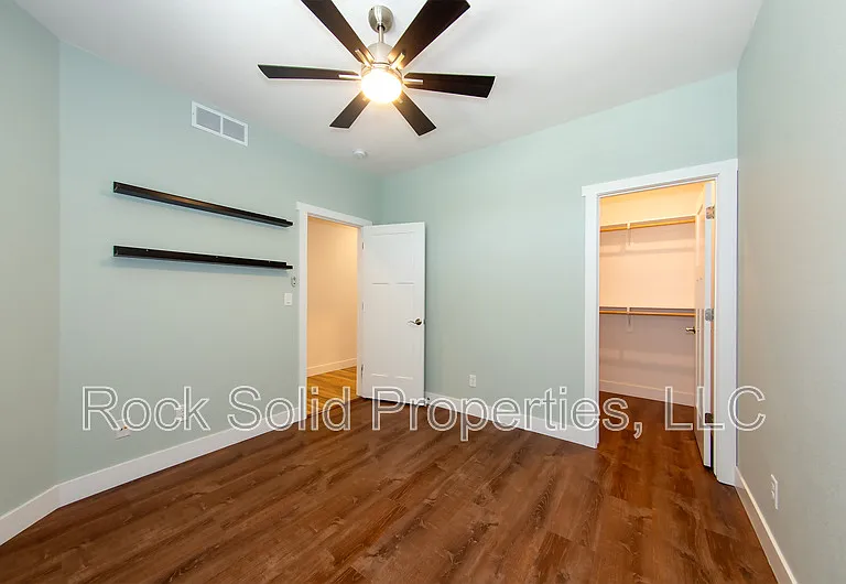 3519 Blue Feather Trl — Photo 17