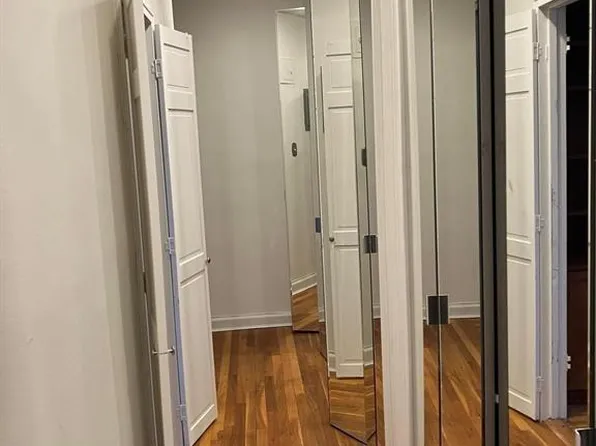 162-41 Powells Cove Boulevard image 11 of 12