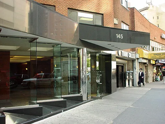 Rented by BLDG | media 18