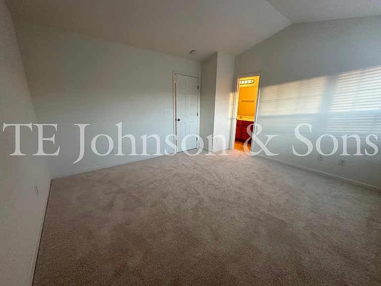 2544 Halle Ann Cir — Photo 13