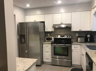 6207 Saint Charles Ct, Lithonia, GA 30058