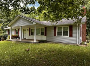 8412 Betts Rd, Greenbrier, TN 37073