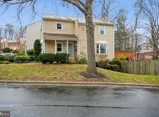 7783 Heatherton Ln, Potomac, MD 20854