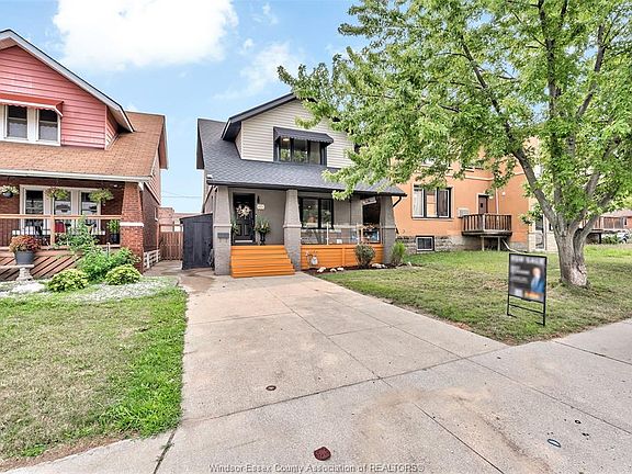 2nd image of 1362 Elsmere Ave