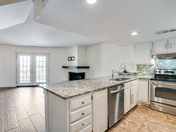 438 Yacht Club Dr APT F, Rockwall, TX 75032