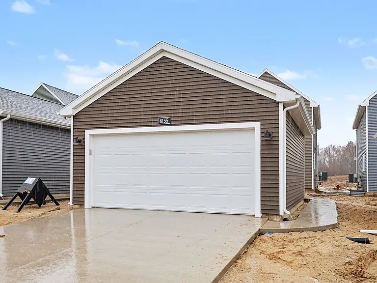 6200 Aurelius Rd — Photo 21