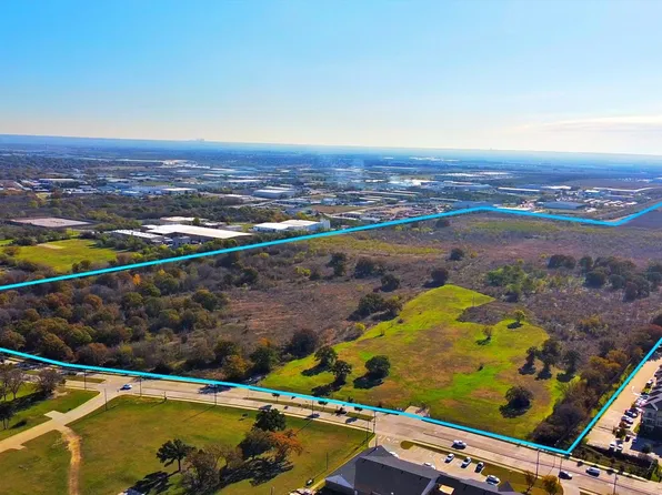 1101 W Broad St, Mansfield, TX 76063